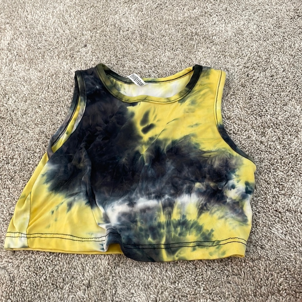 Crop top